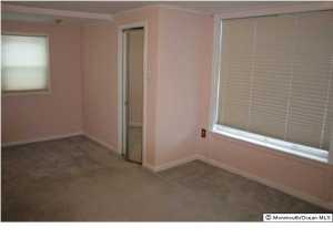 42 Weldon Rd, Matawan, NJ 07747 photo 9