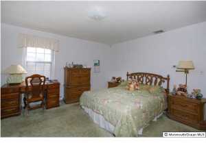 715 Union Ln, Brielle, NJ 08730 photo 9