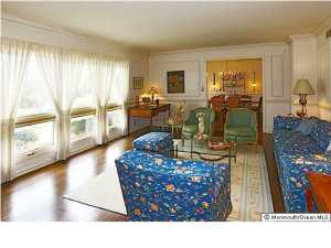 90 Rustic Ter, Fair Haven, NJ 07704 photo 2