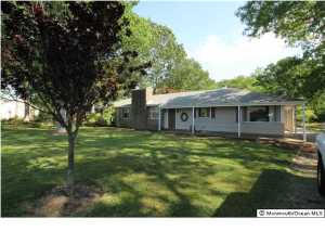 241 Circle Dr, Brick, NJ 08723 photo 1