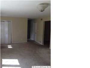 4 Manee Pl, Holmdel, NJ 07733 photo 5