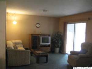 16 La Combe Ter, Berkeley, NJ 08757 photo 8