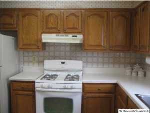 16 La Combe Ter, Berkeley, NJ 08757 photo 4