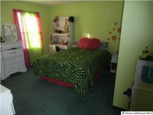 10 Snyder Dr, Middletown, NJ 07748 photo 8