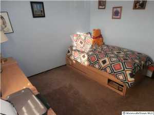 10 Snyder Dr, Middletown, NJ 07748 photo 7