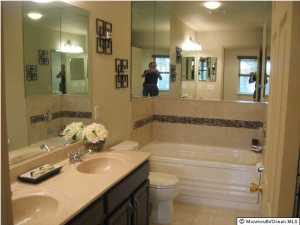 30 Cherrywood Cir, Brick, NJ 08724 photo 13