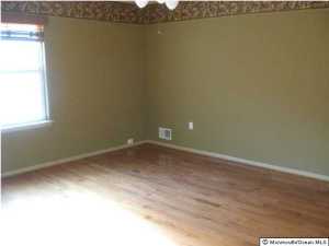 30 Cherrywood Cir, Brick, NJ 08724 photo 9