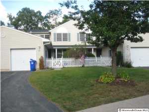 30 Cherrywood Cir, Brick, NJ 08724 photo 1