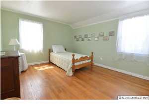 1635 Riverview Ter, Wall, NJ 07719 photo 13