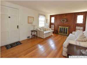 1635 Riverview Ter, Wall, NJ 07719 photo 6