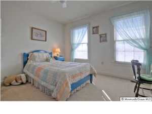 240 Chestnut Dr, North Hanover, NJ 08562 photo 18
