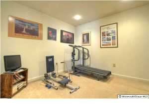 240 Chestnut Dr, North Hanover, NJ 08562 photo 17