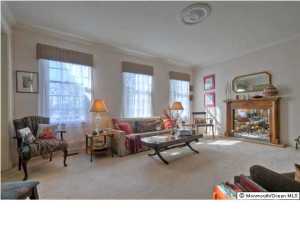 240 Chestnut Dr, North Hanover, NJ 08562 photo 4
