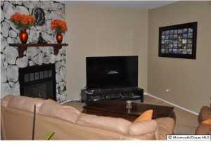 7 Arrowsmith Ct, Matawan, NJ 07747 photo 11