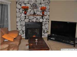 7 Arrowsmith Ct, Matawan, NJ 07747 photo 12