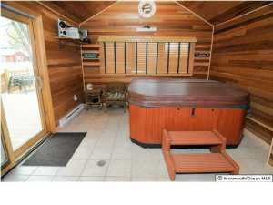 2 Henry St, NJ 07420 photo 5