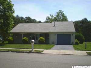 27 Sheffield Dr, Forked River, NJ 08731 photo 1
