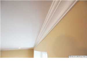 18 Eisenhower Ct, Matawan, NJ 07747 photo 7