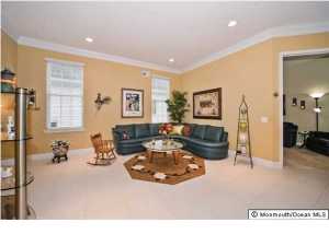 21 Oakmont Ln, Jackson, NJ 08527 photo 3