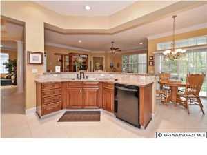 21 Oakmont Ln, Jackson, NJ 08527 photo 9