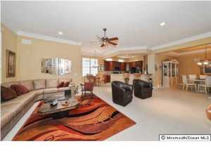 21 Oakmont Ln, Jackson, NJ 08527 photo 4
