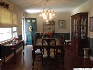 29 Edgewater Dr, Matawan, NJ 07747 photo 12