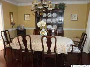 17 Schelly Dr, Middletown, NJ 07748 photo 4