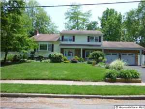 17 Schelly Dr, Middletown, NJ 07748 photo 1