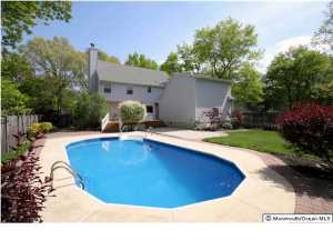 56 Maxim Dr, Forked River, NJ 08731 photo 2