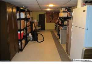 29 Edgemere Dr, Matawan, NJ 07747 photo 17