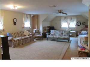 29 Edgemere Dr, Matawan, NJ 07747 photo 13