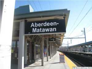 29 Edgemere Dr, Matawan, NJ 07747 photo 22