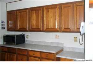 401 Wayne Ave, Pine Beach, NJ 08741 photo 8