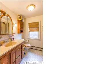 263 Chamone Ave, Middletown, NJ 07748 photo 5