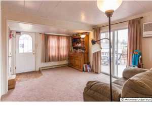 263 Chamone Ave, Middletown, NJ 07748 photo 4