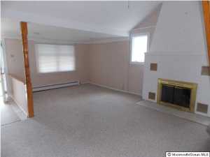 1610 Riverview Ter, Wall, NJ 07719 photo 4