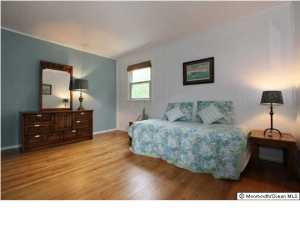 91 N Leonard Ave, Middletown, NJ 07748 photo 15