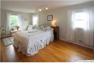 91 N Leonard Ave, Middletown, NJ 07748 photo 11