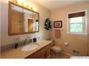 91 N Leonard Ave, Middletown, NJ 07748 photo 16