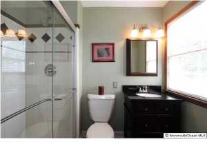 8 Doris Ln, Middletown, NJ 07748 photo 7
