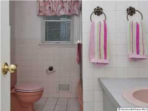 2 E Orchard Ave, Holmdel, NJ 07733 photo 14