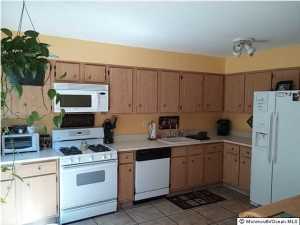 924 Sandra Pl, Brick, NJ 08724 photo 4