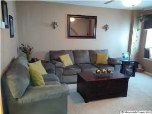 924 Sandra Pl, Brick, NJ 08724 photo 2
