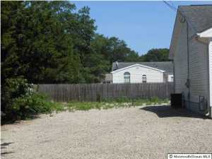 247 Maple Ln, Forked River, NJ 08731 photo 2