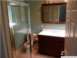 642 Summit Pl, Brielle, NJ 08730 photo 9