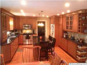 642 Summit Pl, Brielle, NJ 08730 photo 2