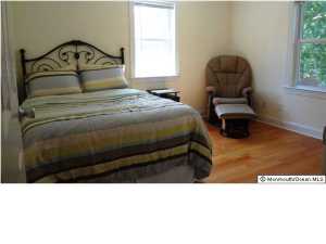 40 Baldwin Ave, Middletown, NJ 07748 photo 4