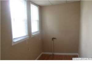 541 Kossuth St, Riverside, NJ 08075 photo 8