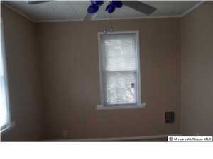 541 Kossuth St, Riverside, NJ 08075 photo 16