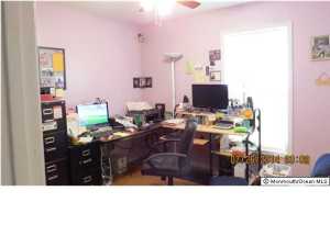 677 Windsor Rd, Brick, NJ 08723 photo 8